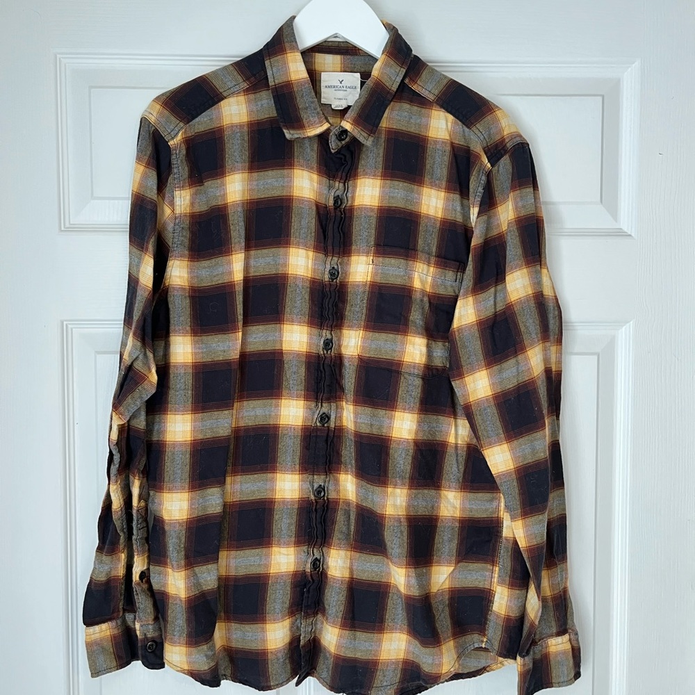 American Eagle Size L Classic Fit/Seriously Soft 100% Cotton